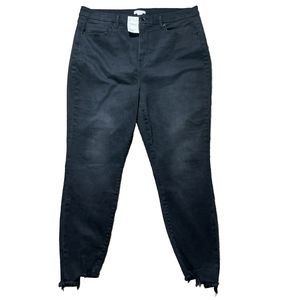 Good American 20 Good Legs Step Hem Black Distressed Jeans GLSH616T Fraye Grunge